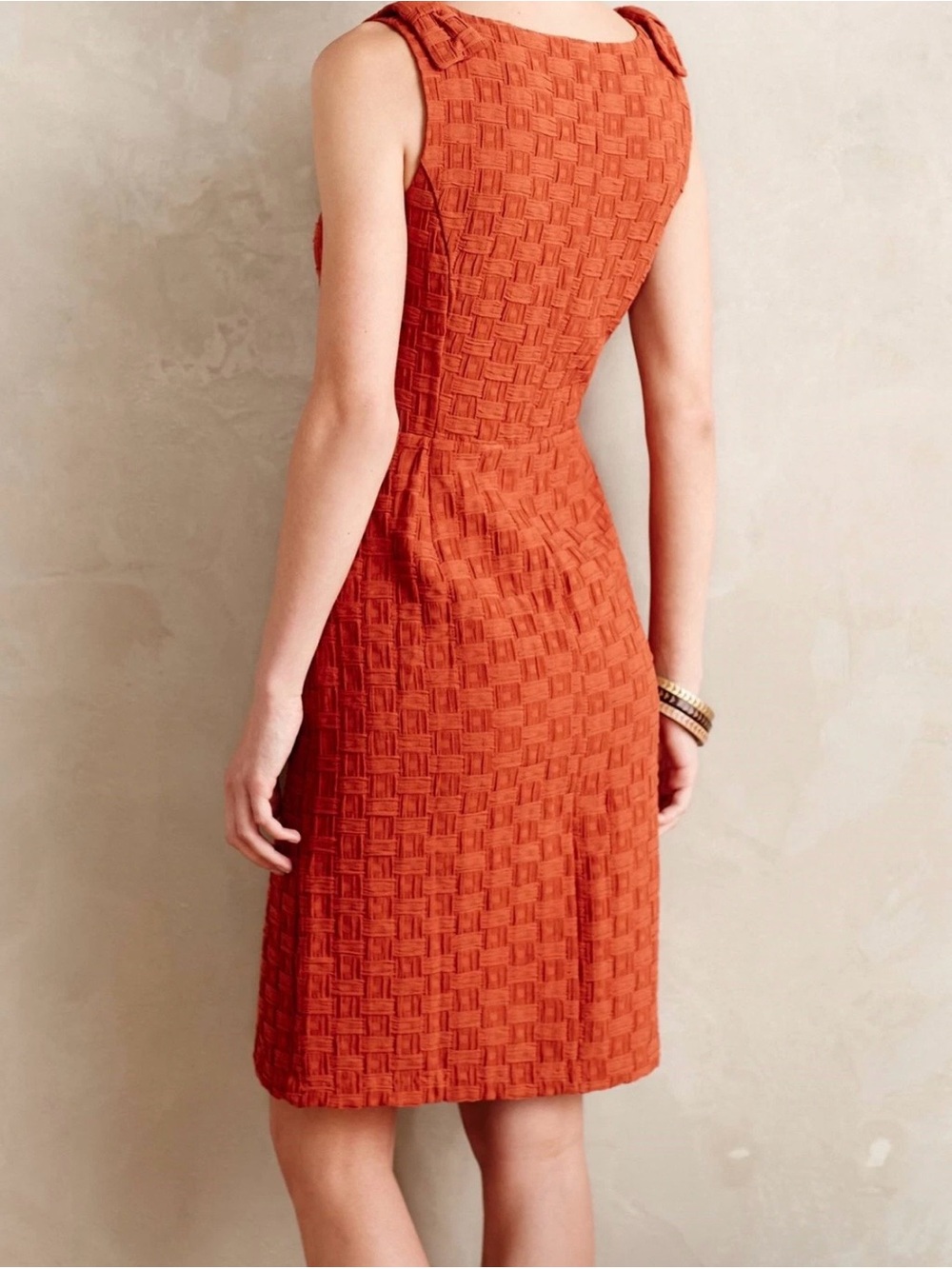 Stunning textured sheath Burnt Orange dress by Tabitha Anthropologie size 0 - Picture 2 of 13
